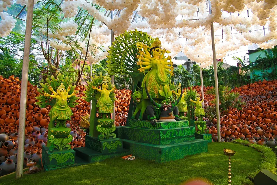 A theme pratima made of plant material at Barisha, Kolkata